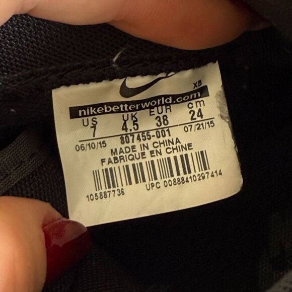 Nike Black Geometric High-Top Sneakers - Picture 12 of 12